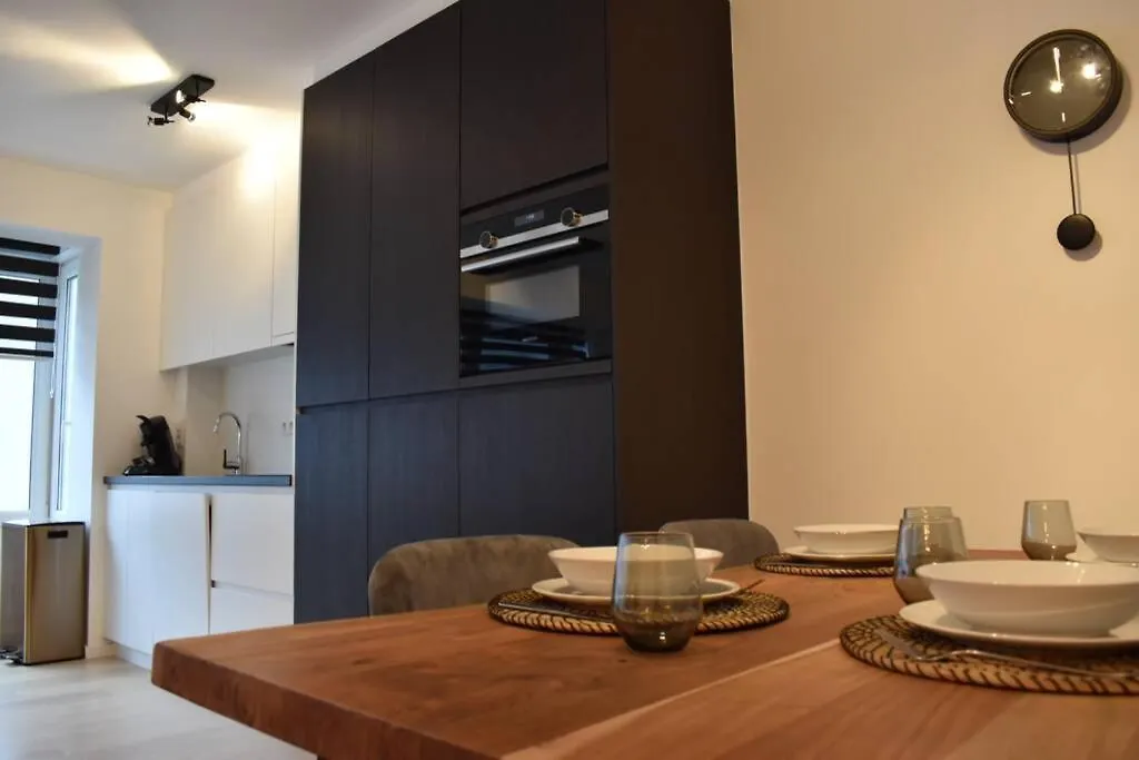 Vernieuwd Appartement Op 200M Van De Zee Oostende Lejlighed